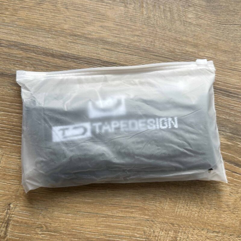 Plastové obalové vrecko s logom "TAPEDESIGN